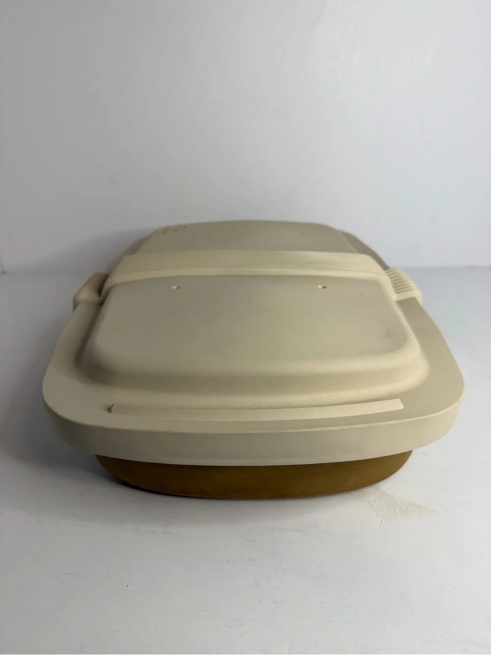 The Pampered Chef 9x13 Stoneware Baker with Lid Rectangular Baking Dish Vintage